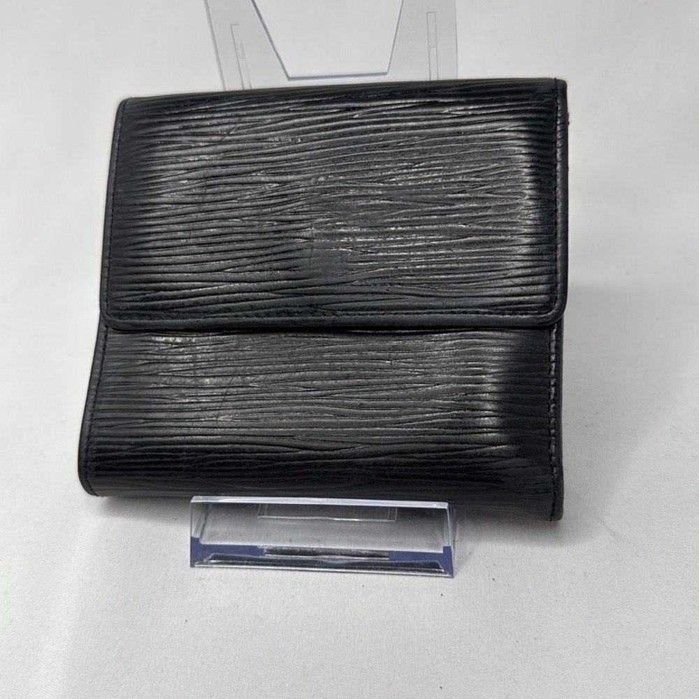 Louis Vuitton Black Epi Leather Elise Compact Tri-Fold Wallet | Unisex | Used | - Picture 1 of 9